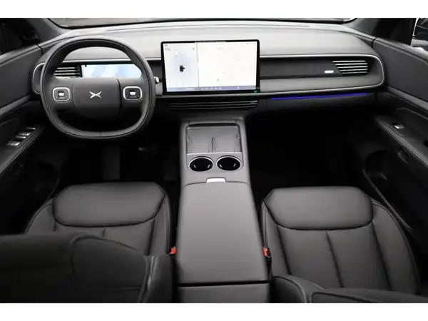 XPENG G6 (14/28)