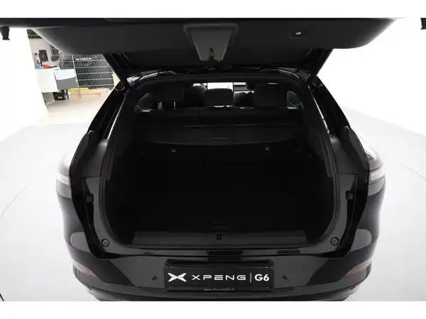 XPENG G6 (27/28)