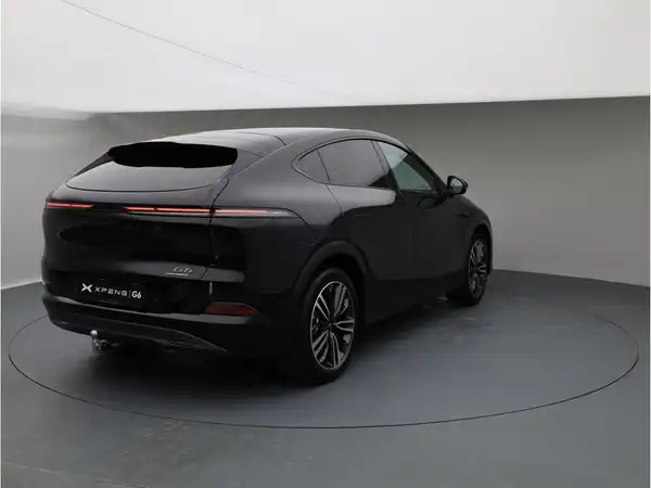XPENG G6 (6/28)