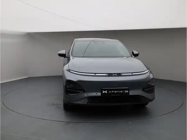 XPENG G6 (9/28)