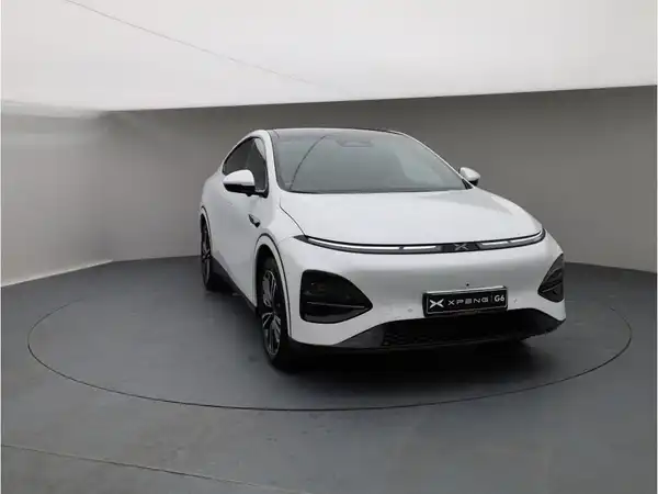 XPENG G6 (9/27)