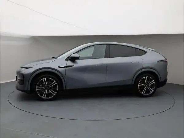 XPENG G6 (3/12)