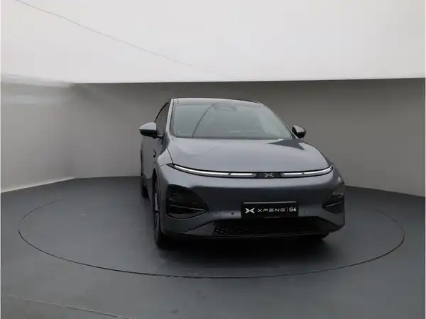 XPENG G6 (8/12)