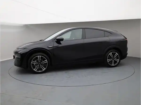 XPENG G6 (3/27)