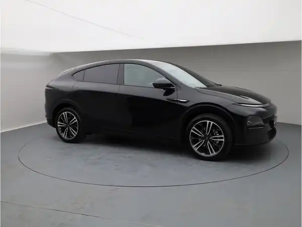 XPENG G6 (8/27)
