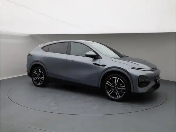 XPENG G6 (8/27)