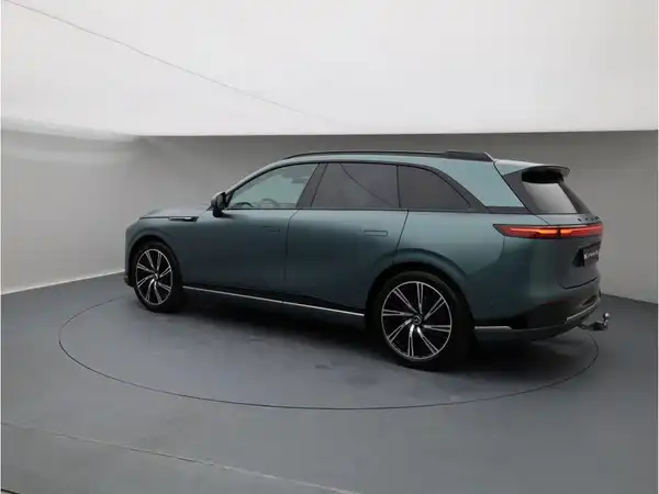 XPENG G9 (3/3)