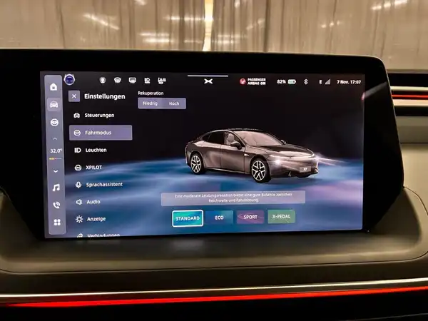 XPENG P7 (18/29)