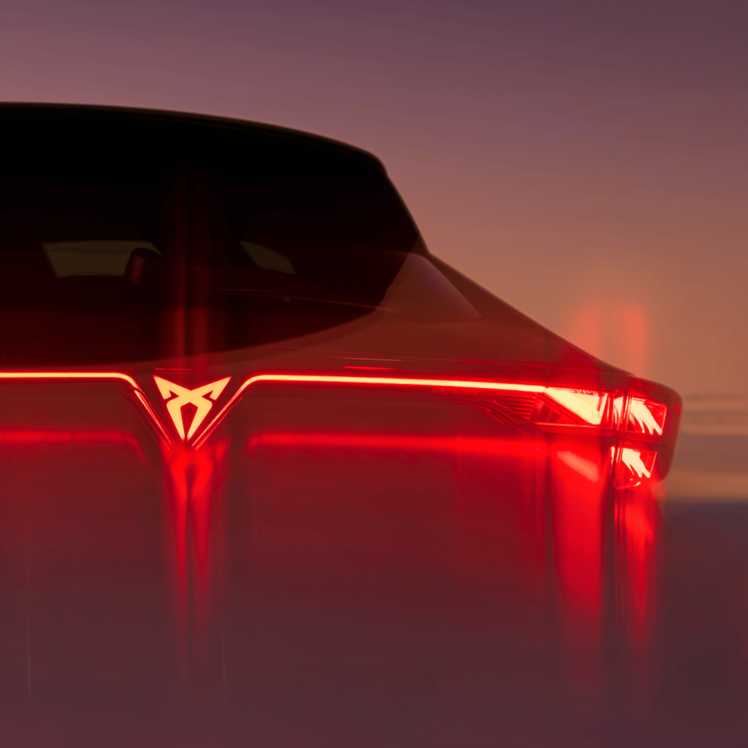 Cupra Heck mit beleuchtetem Logo