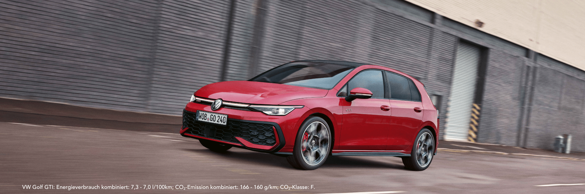 Golf GTI rot fahrend